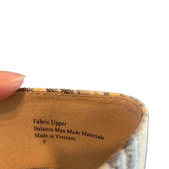 Kelly & Katie Blue Stripe Espadrille Wedge Heels w/ Peep Toe & Gold Size 9 - Picture 9 of 11